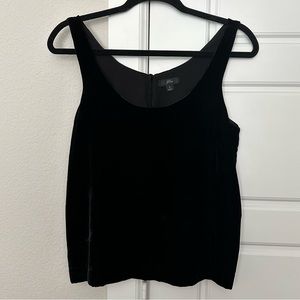 🍾🥂Festive Finds ✨ J.Crew black velvet tank top